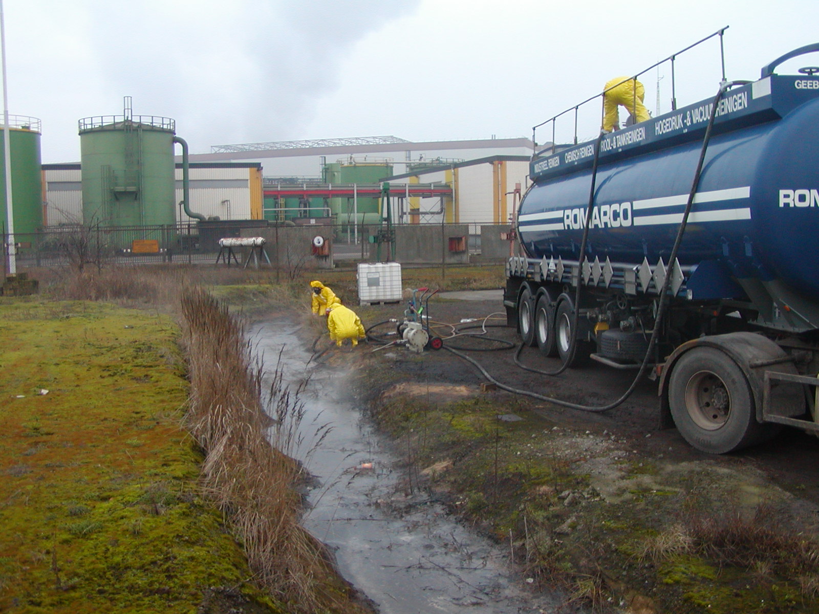 calamiteiten_water_verontreinigd